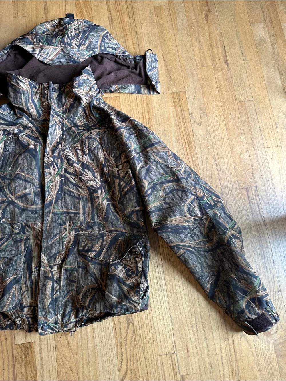 Cabela’s XL Tall Camouflage Hooded Outdoor Jacket - Brown/Green Camo